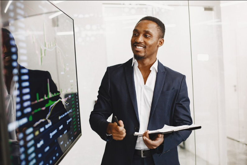 The Rise of Fintech in Nigeria: Is a Cashless Economy Achievable?